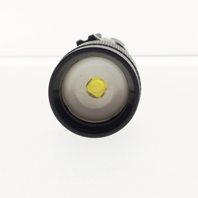 Push Button Cree Aa EDC LED Đèn pin Lumen cao Vật liệu hợp kim nhôm
