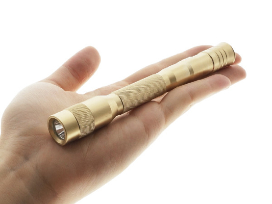 Kiểm tra bền đèn pin Led, 130 Lumen Pen có kích thước Led Đèn pin